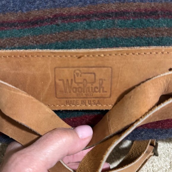Woolrich Stadium Blanket with adjustable leather straps - Picture 3 of 4